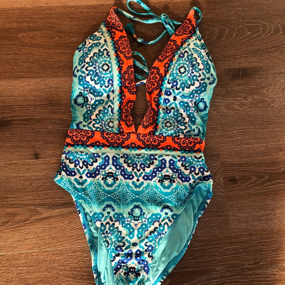 La Blanca one piece swimsuit size 4